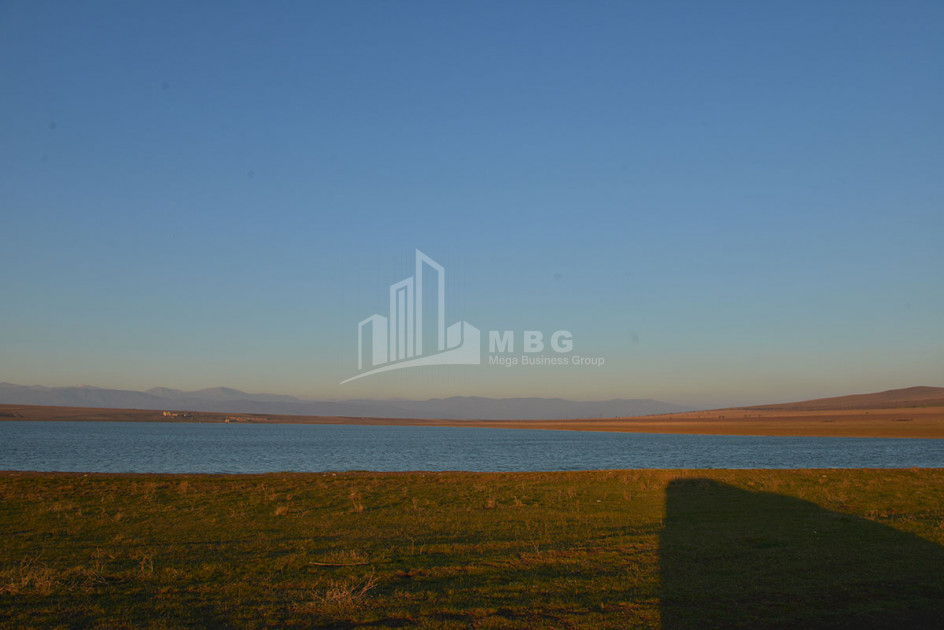 გორის რაიონი, ნადარბაზევის ტბა.