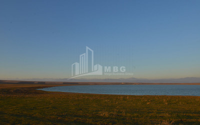 გორის რაიონი, ნადარბაზევის ტბა.