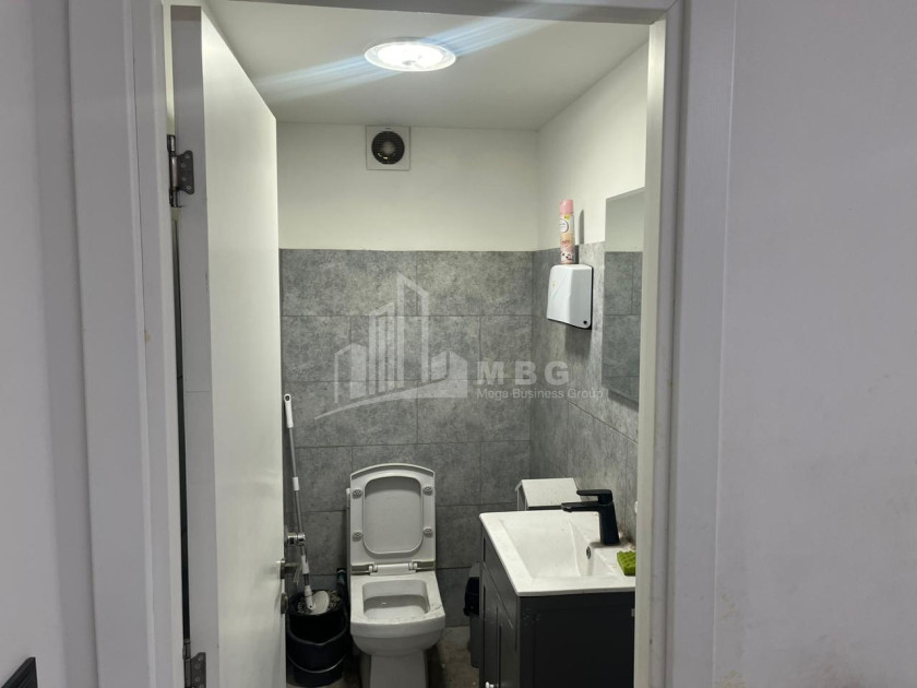 იყიდება კომერციული ფართი მუხიანი გლდანის რაიონი თბილისი