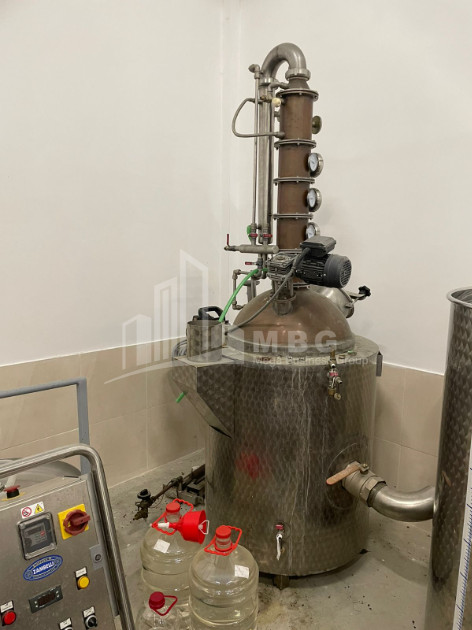 იყიდება კომერციული ფართი დოესი კასპი შიდა ქართლი