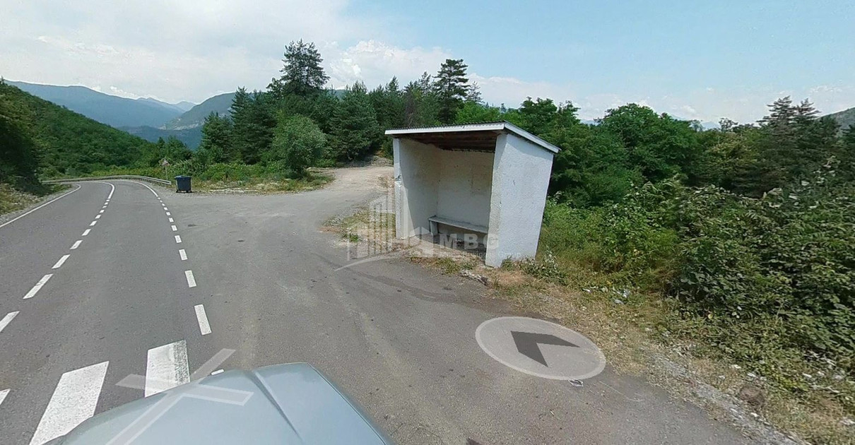 Продается Земля Иста Амбролаури Рача   Лечхуми Квемо Сванети