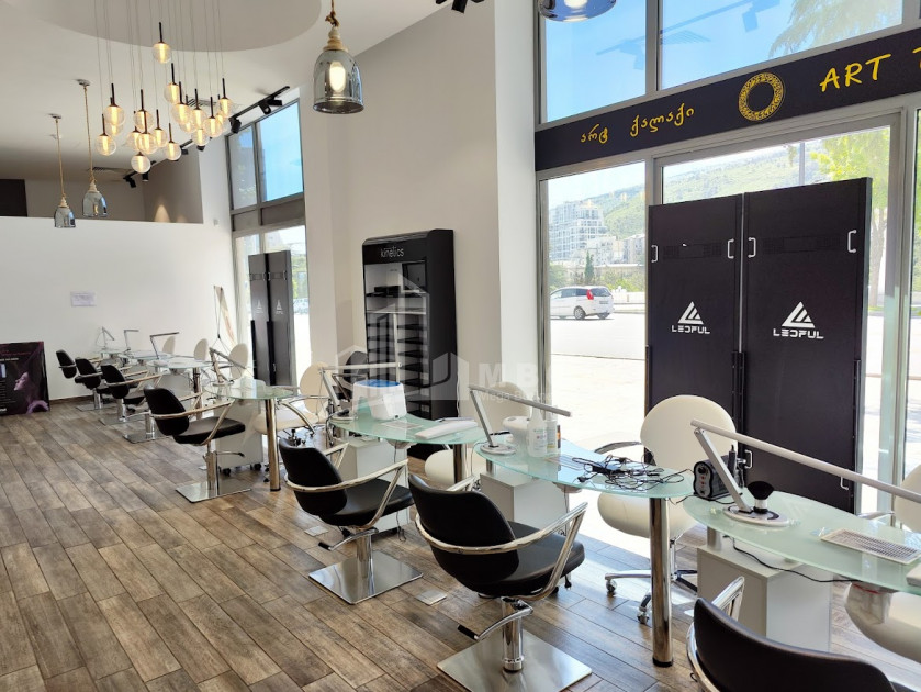 იყიდება კომერციული ფართი ი. ჭავჭავაძის გამზირი ვაკე ვაკის რაიონი თბილისი