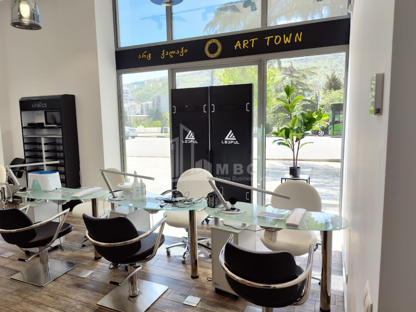 იყიდება კომერციული ფართი ი. ჭავჭავაძის გამზირი ვაკე ვაკის რაიონი თბილისი