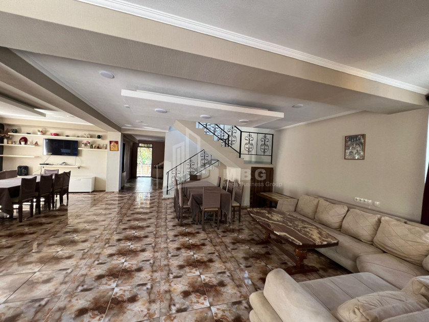 იყიდება სახლი აგარაკი 13 ასურელი მამის ქუჩა სოფელი დიღომი საბურთალოს რაიონი თბილისი