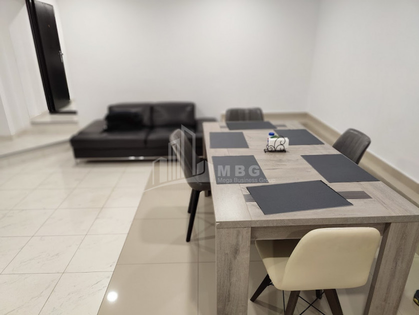 იყიდება კომერციული ფართი ი. ჭავჭავაძის გამზირი ვაკე ვაკის რაიონი თბილისი