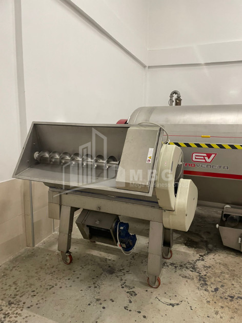 იყიდება კომერციული ფართი დოესი კასპი შიდა ქართლი