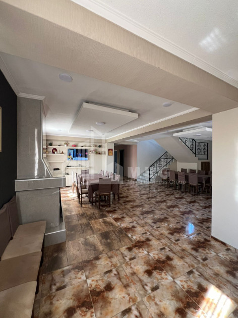 იყიდება სახლი აგარაკი 13 ასურელი მამის ქუჩა სოფელი დიღომი საბურთალოს რაიონი თბილისი