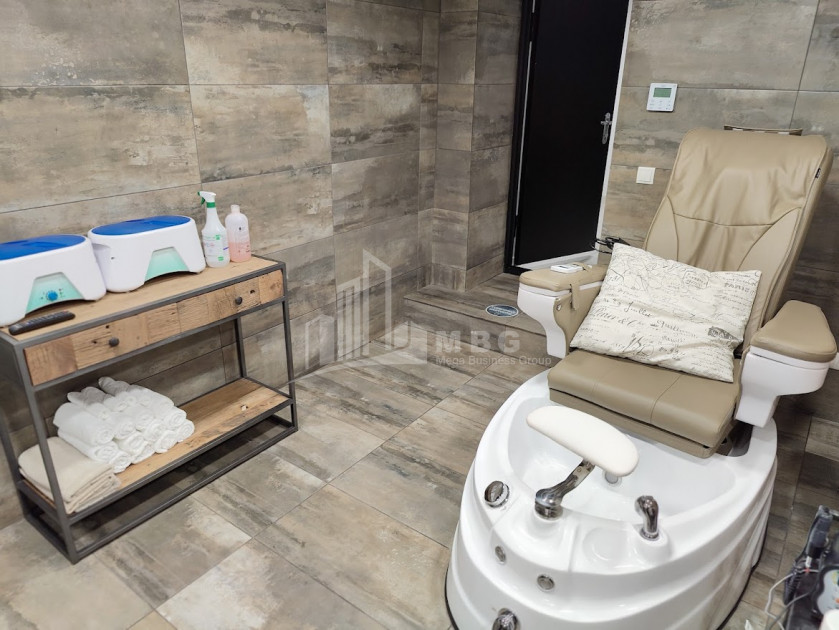 იყიდება კომერციული ფართი ი. ჭავჭავაძის გამზირი ვაკე ვაკის რაიონი თბილისი