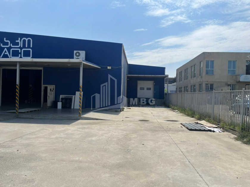 იყიდება კომერციული ფართი მუხიანი გლდანის რაიონი თბილისი