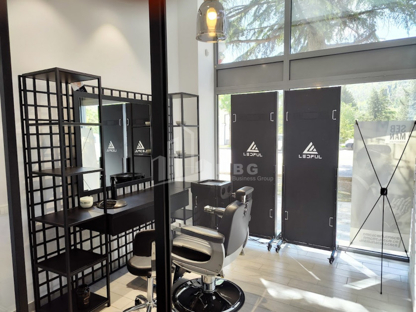 იყიდება კომერციული ფართი ი. ჭავჭავაძის გამზირი ვაკე ვაკის რაიონი თბილისი