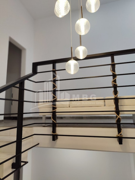 იყიდება კომერციული ფართი ი. ჭავჭავაძის გამზირი ვაკე ვაკის რაიონი თბილისი