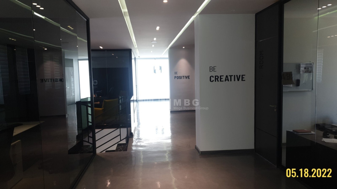 იყიდება კომერციული ფართი მუხიანი გლდანის რაიონი თბილისი