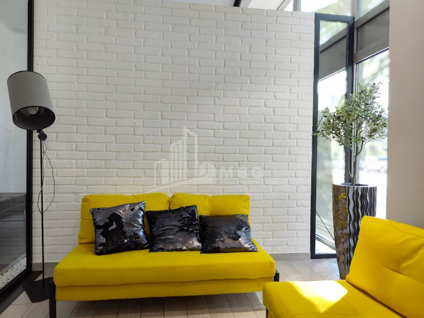 იყიდება კომერციული ფართი ი. ჭავჭავაძის გამზირი ვაკე ვაკის რაიონი თბილისი