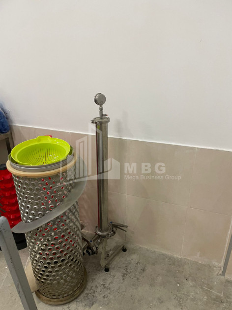 იყიდება კომერციული ფართი დოესი კასპი შიდა ქართლი