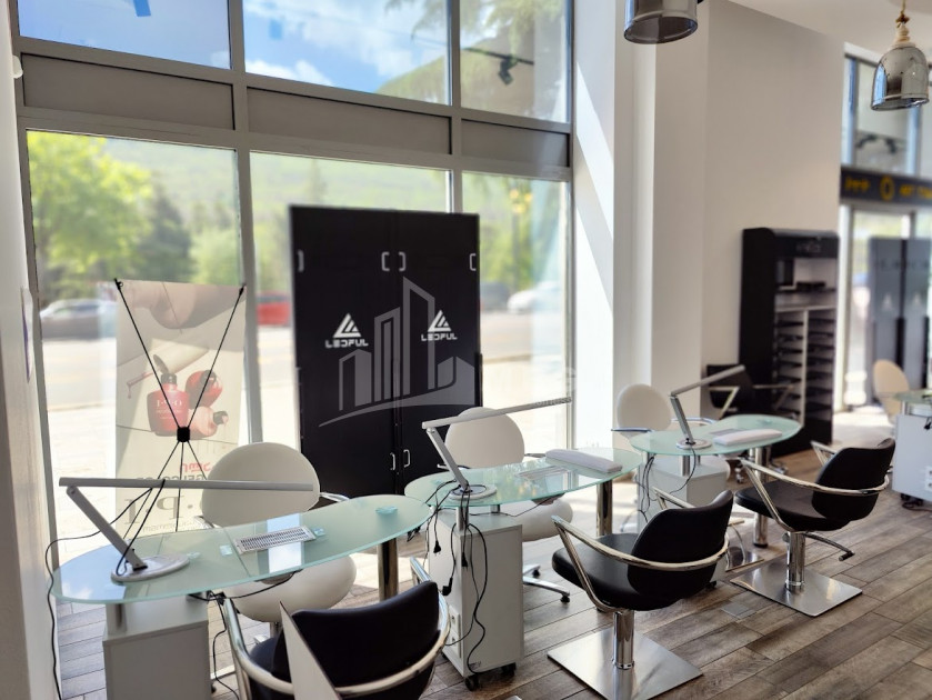 იყიდება კომერციული ფართი ი. ჭავჭავაძის გამზირი ვაკე ვაკის რაიონი თბილისი