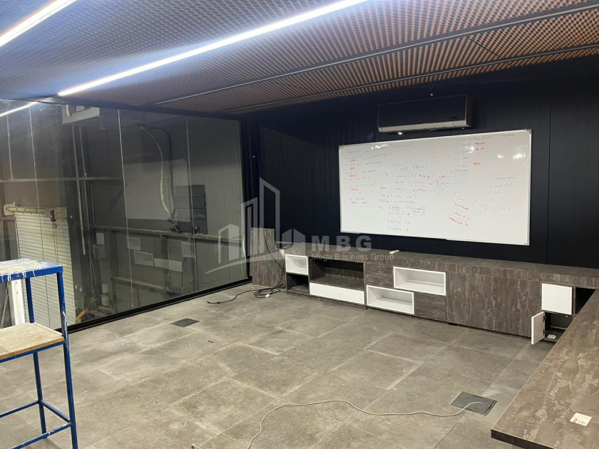 იყიდება კომერციული ფართი მუხიანი გლდანის რაიონი თბილისი