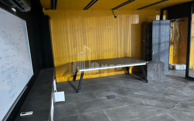 იყიდება კომერციული ფართი მუხიანი გლდანის რაიონი თბილისი