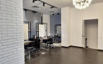 იყიდება კომერციული ფართი ი. ჭავჭავაძის გამზირი ვაკე ვაკის რაიონი თბილისი