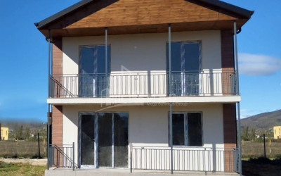 იყიდება სახლი აგარაკი მისაქციელი მცხეთა მცხეთა   მთიანეთი