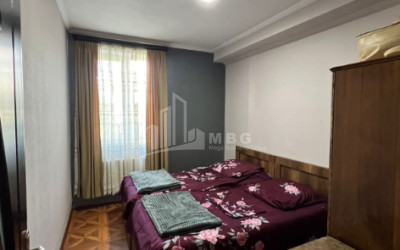 იყიდება სახლი აგარაკი 13 ასურელი მამის ქუჩა სოფელი დიღომი საბურთალოს რაიონი თბილისი