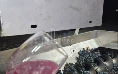 იყიდება კომერციული ფართი დოესი კასპი შიდა ქართლი