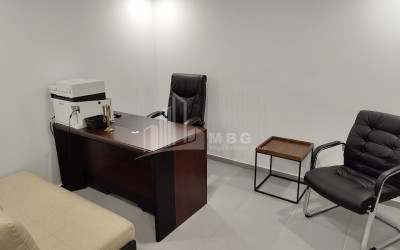 იყიდება კომერციული ფართი ი. ჭავჭავაძის გამზირი ვაკე ვაკის რაიონი თბილისი