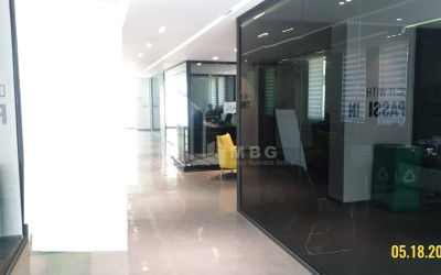 იყიდება კომერციული ფართი მუხიანი გლდანის რაიონი თბილისი