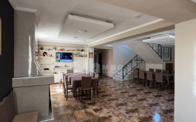 იყიდება სახლი აგარაკი 13 ასურელი მამის ქუჩა სოფელი დიღომი საბურთალოს რაიონი თბილისი