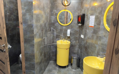 იყიდება კომერციული ფართი ი. ჭავჭავაძის გამზირი ვაკე ვაკის რაიონი თბილისი