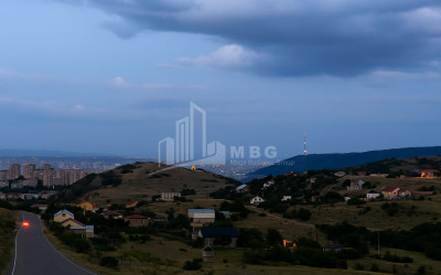 იყიდება სახლი აგარაკი სოფელი აგარაკი ვაკის რაიონი თბილისი