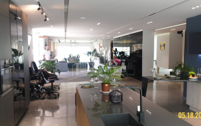 იყიდება კომერციული ფართი მუხიანი გლდანის რაიონი თბილისი