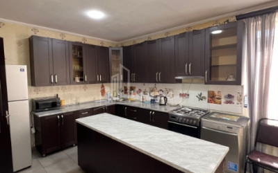 იყიდება სახლი აგარაკი 13 ასურელი მამის ქუჩა სოფელი დიღომი საბურთალოს რაიონი თბილისი