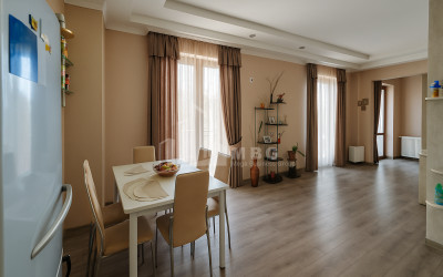 იყიდება ბინა ა. პოლიტკოვსკაიას ქუჩა (ჯიქია) საბურთალო საბურთალოს რაიონი თბილისი